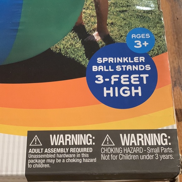 Discovery Kids Inflatable Sprinkler Ball 36” - Picture 3 of 6